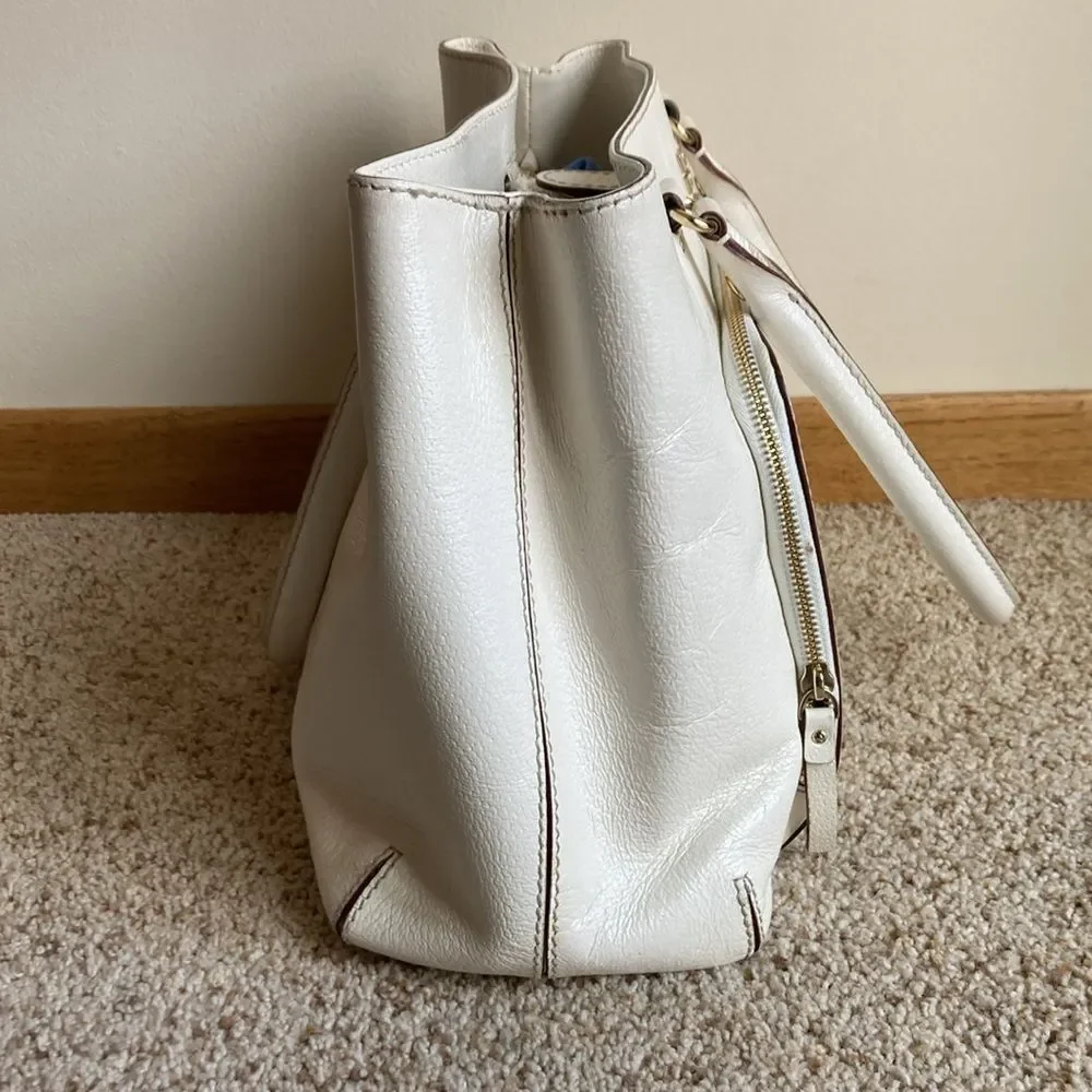 Kate Spade White Pebble Grain Leather Shoulder Bag Purse w/ Dust Bag
